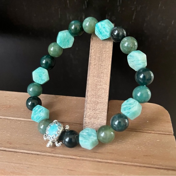 Amazonite With Moss Agate Natural Stone Crystal 8mm Beaded Stretch Bracelet - Picture 1 of 6